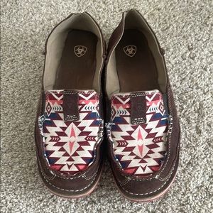 Ariat Aztec Navajo Loafers size 9